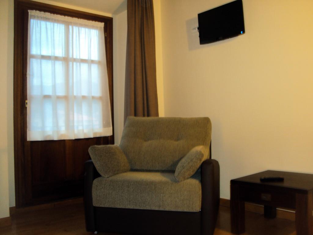 Hotel Y Apartamentos El Camin Poo De Llanes Δωμάτιο φωτογραφία